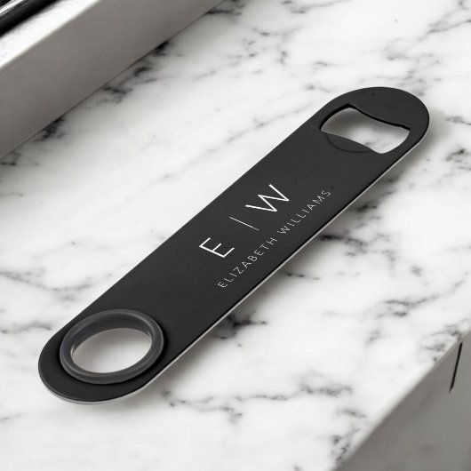 Monogram Zwart Wit Modern Minimalistisch Elegant Speed Flessenopener