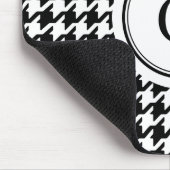 Monogram zwart wit monogram voor het geluidsdiepte muismat (Hoek)