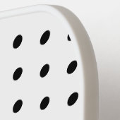 Monogram zwart-wit polka stippenpatroon pickleball paddle (Links Detail)