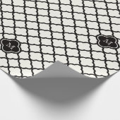 Monogram Zwart & Wit Quatrefoil Patroon Wedding Cadeaupapier (Hoek)