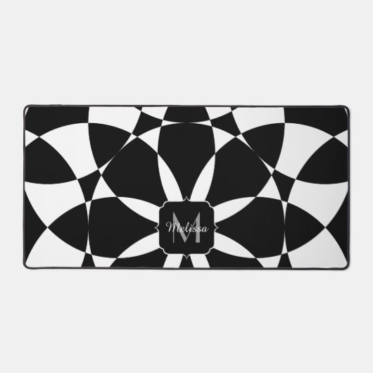 Monogram zwart-witte bloem mandala mosaic bureaumat (Voorkant)