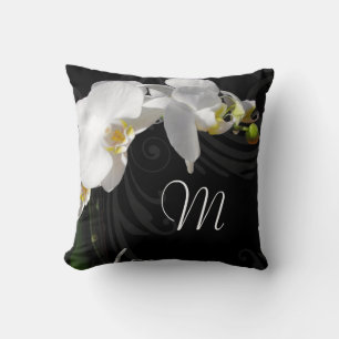 Monogram zwart/witte orchidee kussen