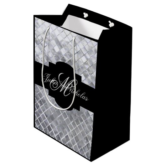 Monogram zwart & zilver 25e Jubileum Gift Bag Medium Cadeauzakje (Achterkant Gekanteld)