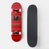 Monogram, zwarte draak op rood metallisch effect persoonlijk skateboard (Voorkant)