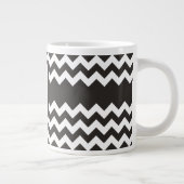Monogram zwarte en witte Chevrons Grote Koffiekop (Rechts)