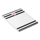 Monogram zwarte en witte strepen met Pastel Roze Notitieblok (Schuin)