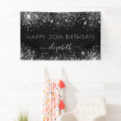 Monogram zwarte zilverglitterstof spandoek (Insitu)