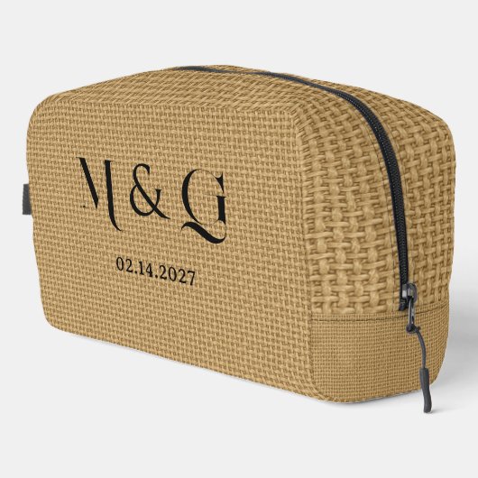 Monogramdatum op natuurlijke jute jute textuur toilettasje (Rechterhoek)