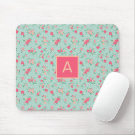 Monogramed Dainty Pink Tiny Flowers Muismat