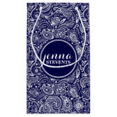 Monogramed Dark Blue & White  Paisley 2 Klein Cadeauzakje (Achterkant)