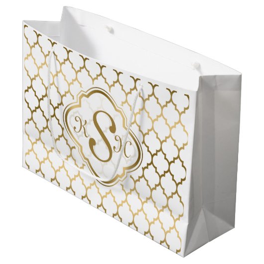 Monogramed Gold & White Quatrefoil Pattern Large Cadeautasje (Voorkant Gekanteld)