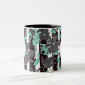 Monogramed Grey Blauwgroen Floral Stripe Pattern Tweekleurige Koffiemok (Center)