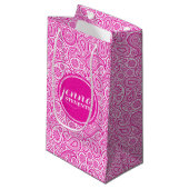 Monogramed Hot Pink & White  Paisley Klein Cadeauzakje (Voorkant Gekanteld)