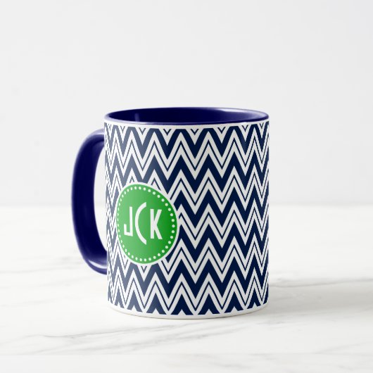 Monogramed Navy Blue & White Zigzag Chevron Mok (Voorkant links)