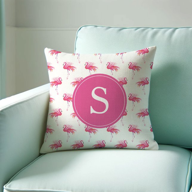 Monogramed Tropisch Roze Flamingo patroon Kussen (Personalized gifts for her monogrammed pink flamingo pillow. Watercolor art by Victoria Grigaliunas)