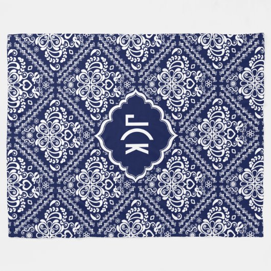 Monogramed White Floral Damkers & Blue Background Fleece Deken (Voorkant (Horizontaal))