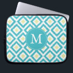 Monogrammed Aqua Lemon Diamond Ikat Pattern Laptop Sleeve<br><div class="desc">Stijlvol en stijlvol design is voorzien van een kleurrijk en trendy diamant met een mooi patroon en kan worden gepersonaliseerd met uw monogram,  initiaal,  naam of een tekst van uw keuze voor een perfect aangepast cadeau!</div>