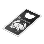 Monogrammed Black and White Crab Nautical Creditkaart Flessenopener (Voorkant Gekanteld)