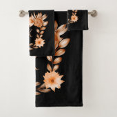 Monogrammed Black Brown and Peach Floral Bad Handdoek (Insitu)