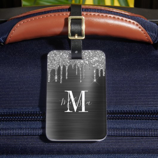 Monogrammed Black Glitter Drip Brushed Metal Bagagelabel (Voorkant Insitu 2)