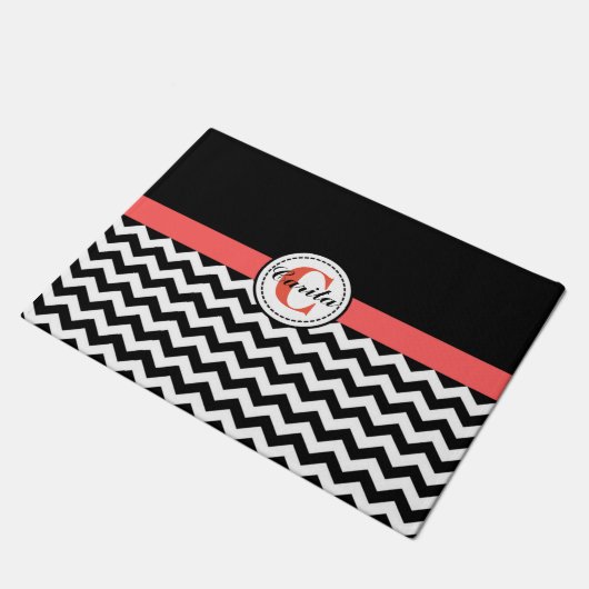 Monogrammed Black/White Chevron Doormat Deurmat (Schuin)
