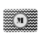 Monogrammed Black White Striped Chevron Pattern Badmat (Voorkant)