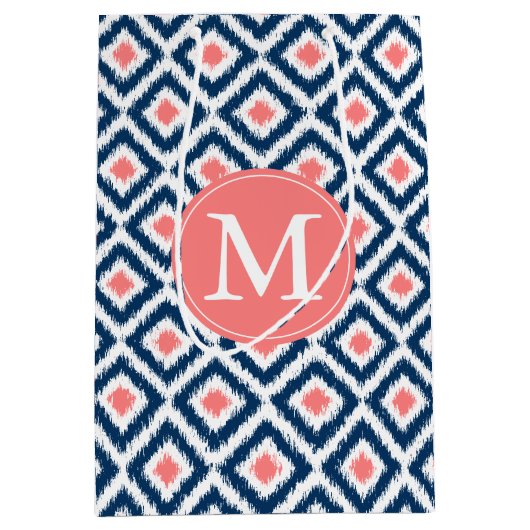 Monogrammed Blue en Coral Diamonds Ikat Pattern Medium Cadeauzakje (Voorkant)