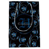 Monogrammed Blue Shimmer Floral 2 Medium Cadeauzakje (Voorkant)