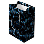Monogrammed Blue Shimmer Floral Medium Cadeauzakje (Voorkant Gekanteld)
