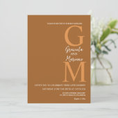 Monogrammed Bohemian Terracotta Brown Wedding Kaart (Staand voorkant)