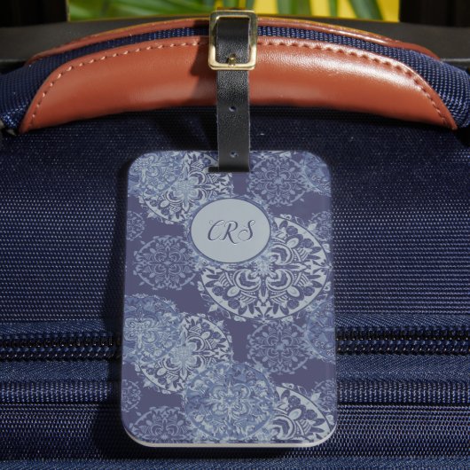 Monogrammed Boho Denim Moody Blues Mandalas Passpo Bagagelabel (Voorkant Insitu 2)
