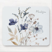 Monogrammed Chic  Waterverf Blauwe Bloem Muismat (Voorkant)