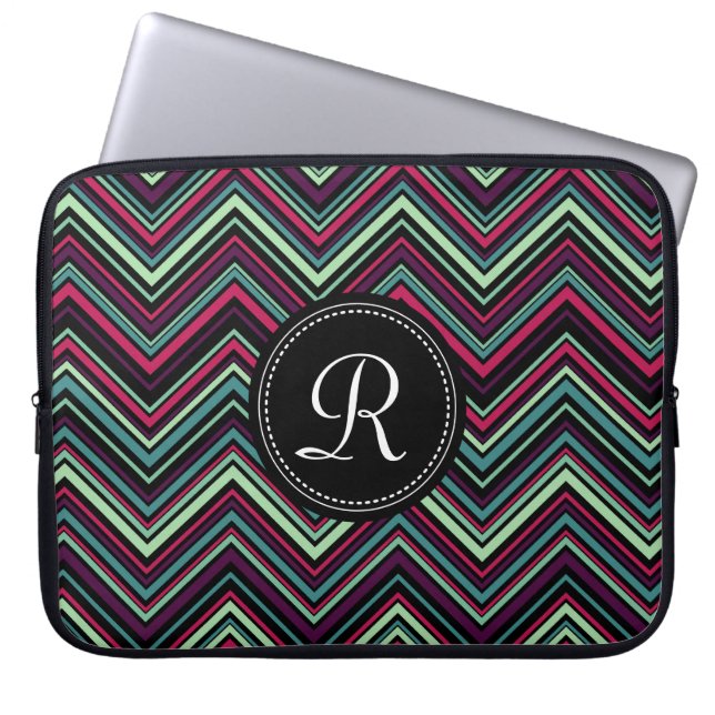 Monogrammed Colorful Tribal Chevron Pattern Laptop Sleeve (Voorkant)