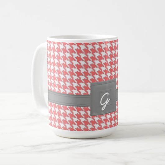 Monogrammed Coral Houndstooth Mok (Voorkant links)