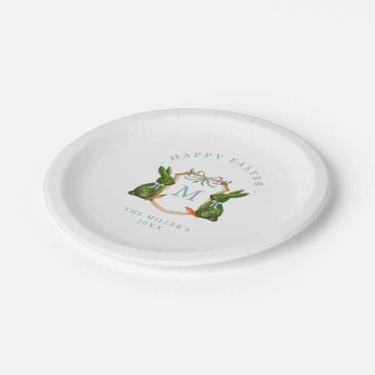 Monogrammed Crest Topiary Bunny Pasen Papieren Bordje (Gekanteld)
