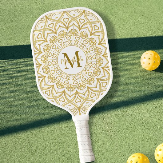 Monogrammed Elegant Mandala Girly Wit en Goud Pickleball Paddle