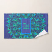 Monogrammed Elegant Modern Peacock Blue Blauwgroen Bad Handdoek (Handdoek)