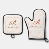 Monogrammed Family Name  Ovenwant & Pannenlap Set (Voorkant)