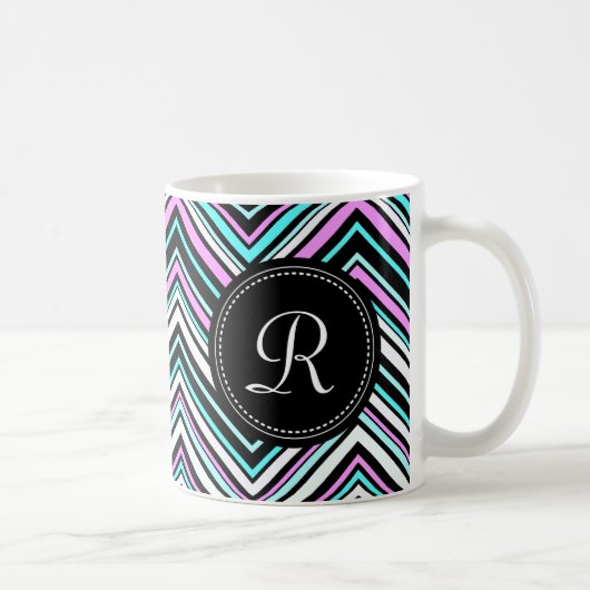 Monogrammed Feminine Tribal Chevron Pattern Koffiemok (Rechts)
