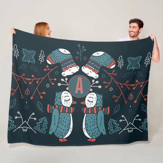 Monogrammed Folk Art kerstblauw rode bomen Fleece Deken (In situ)