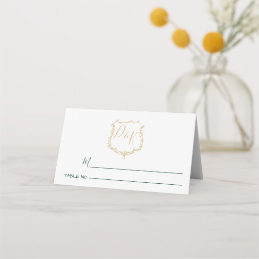 Monogrammed Gold Crest en Forest Green Wedding Plaatskaartje (Voorkant)