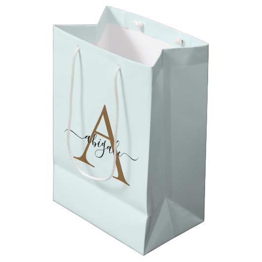 Monogrammed Gold Frost White | Minimale legant Medium Cadeauzakje (Voorkant Gekanteld)