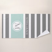 Monogrammed Gray and Mint Stripes Bath Towel Badhanddoek (Badhanddoek)