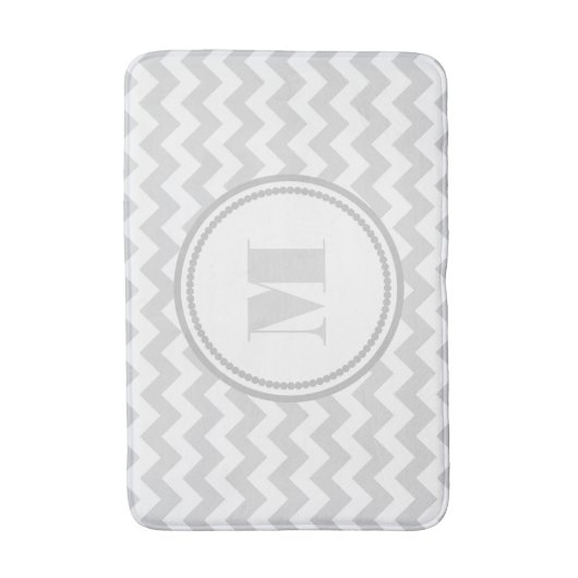 Monogrammed Gray White Striped Chevron Pattern Badmat (Voorkant Verticaal)