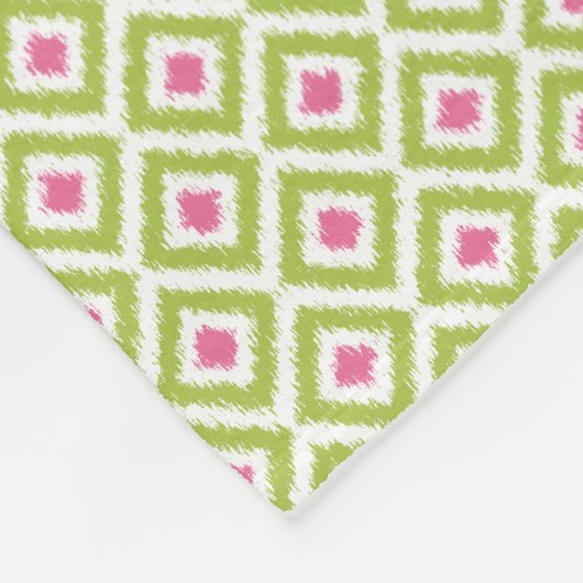 Monogrammed Green Pink Diamonds Ikat Pattern Fleece Deken (Hoek)
