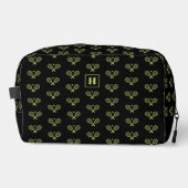 Monogrammed groen tennisracketpatroon toilettasje (Voorkant)