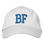 MONOGRAMMED HATS GEBORDUURDE PET (Voorkant)