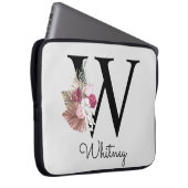 Monogrammed Initiaal W Pink Boho Girly Floral Laptop Sleeve (Voorkant Rechts)