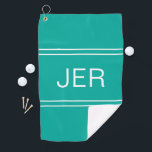 Monogrammed Initialen Stijlvolle Golfer Sports Bla Golfhanddoek<br><div class="desc">Het klassieke ontwerp kenmerkt douane monogrammed initialen in witte in de schaduw gestelde doopvont op een trendy blauwgroen groene kleurenachtergrond die tussen twee passende dubbele strepen wordt gecentreerd. Pas aan met de gebruiksvriendelijke sjabloon. Bekijk ons geïntegreerde collectie van het coördineren van kleuren en golfaccessoires op andere overeenkomende producten in de...</div>