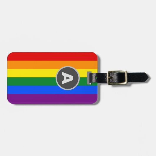 Monogrammed LGBTQ Rainbow Pride Flag Luggage Bagagelabel (Voorkant horizontaal)